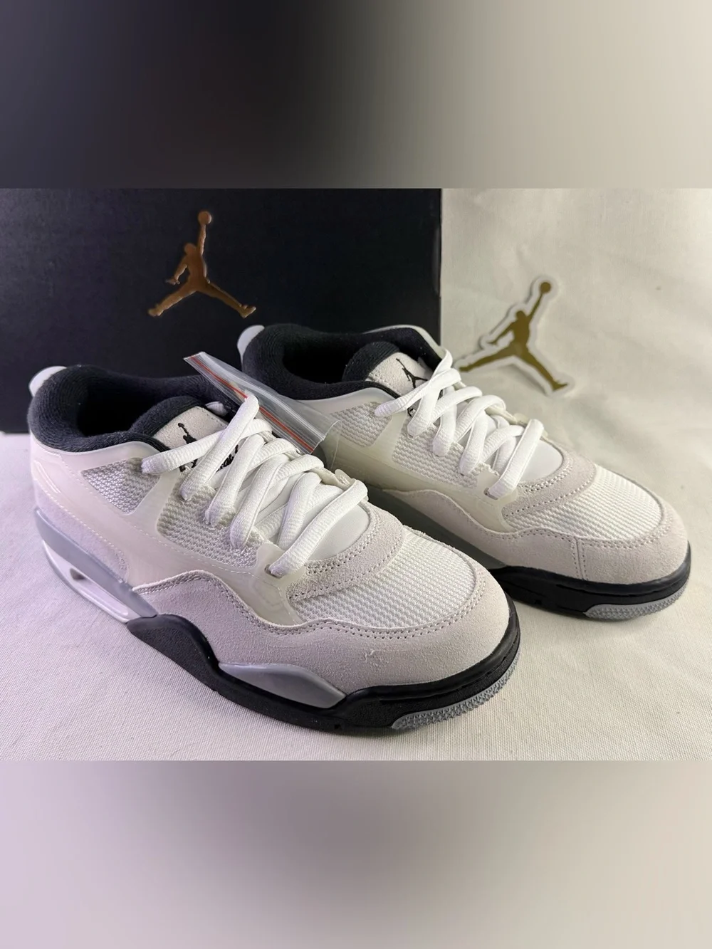 Jordan Low-Top Sneakers - Youth 6 New White, Black, Gray